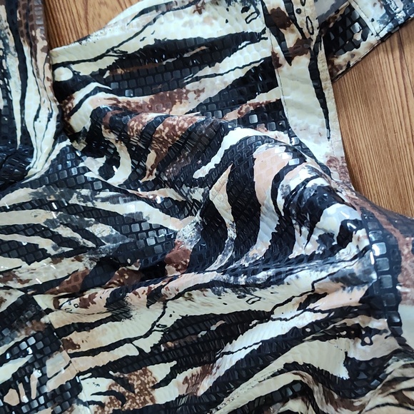 Shiny zebra/ leopard jacket - Picture 7 of 7